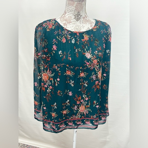 MAX STUIO Hunter green floral sheer sleeve blouse size M. - Picture 8 of 13